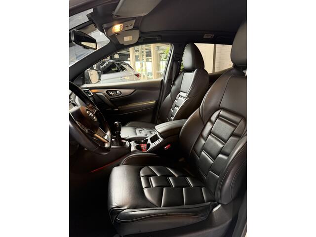 Nissan QASHQAI 1.3 DIG-T Tekna + Panorama Leer 6versnelling Navigatie El stoelen +Memorie