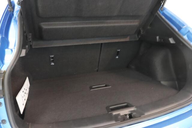 Nissan QASHQAI 1.3 DIG-T N-Connecta | 360° Camera | Panoramadak | Trekhaak | Navigatie | Climate control |