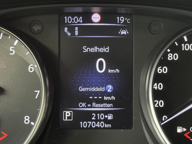 Nissan QASHQAI 1.2 Tekna | Navigatie | 360° Camera | Panoramadak | Stoelverwarming | Dealer Onderhouden | All-Season Banden |