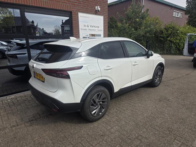Nissan QASHQAI 1.3 MHEV | Panorama | Camera | Clima |