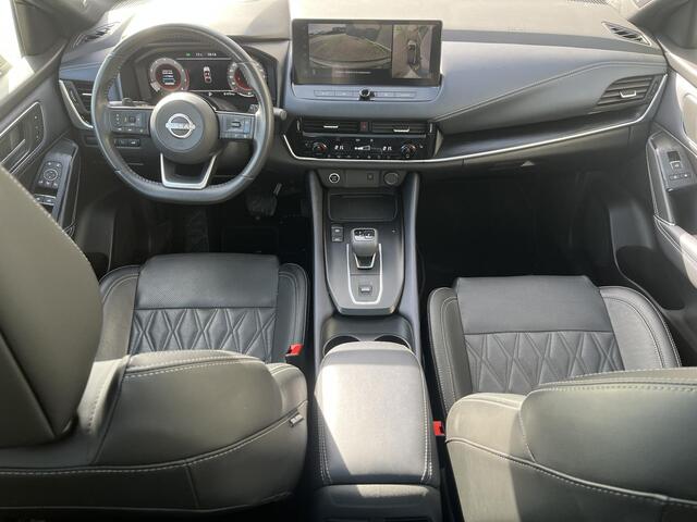 Nissan QASHQAI 1.3 MHEV Xtronic Tekna Plus / Panoramadak / Trekhaak (1800 KG) / Apple Carplay&Android Auto / Voorstoel Verwarming&Massage Functie / 360 Camera / Elektrische Achterklep /