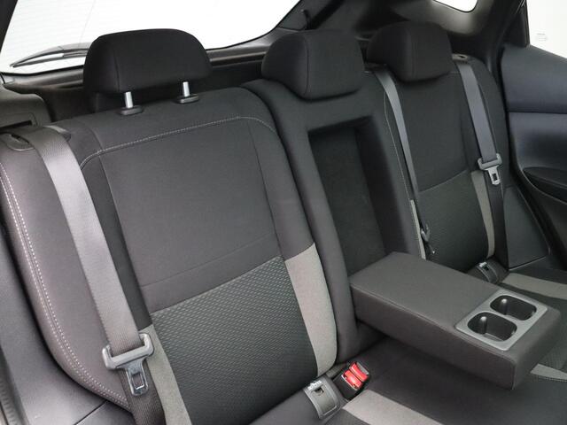 Nissan QASHQAI 1.3 DIG-T Design Edition | Rondomzicht Camera | Panoramadak | All Season Banden |