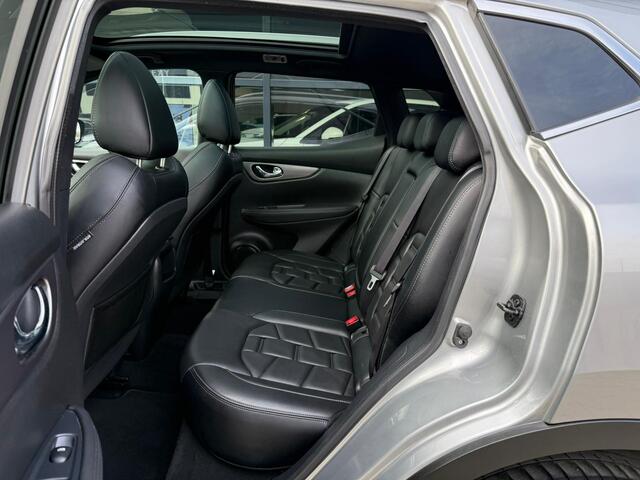 Nissan QASHQAI 1.2 Tekna + *Trekhaak & Stoelverwarming*