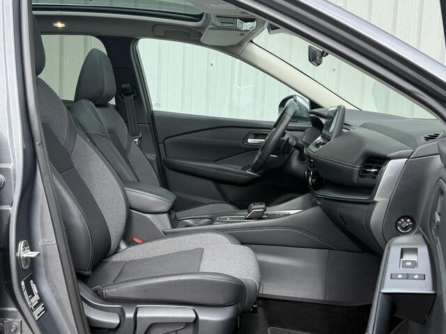 Nissan QASHQAI 1.3 MHEV Xtronic N-Connecta / NL Auto / Eerste Eigenaar / Afneembare Trekhaak 1800 KG / Panoramadak / Google Maps Navigatie / Stoel- en Stuurverwarming / Verwarmde Voorruit / 360 Graden Camera / Climate Control / Adaptive Cruise Control /