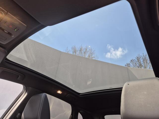 Nissan QASHQAI 1.3 MHEV Xtronic Tekna Plus / Facelift Model / Fabrieksgarantie tot 10-2027 / Dealer onderhouden / All season banden / Panoramadak / Trekgewicht 1800 kg / Head Up Display / Elektrische achterklep / Voorstoel met massage functie / Bose Audio Systeem / Stuu