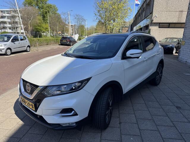 Nissan QASHQAI 1.2 N Connecta Panoramadak Camera
