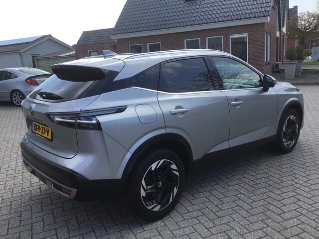 Nissan QASHQAI 1.3 MHEV 158 Xtronic N-Connecta+Pakketten
