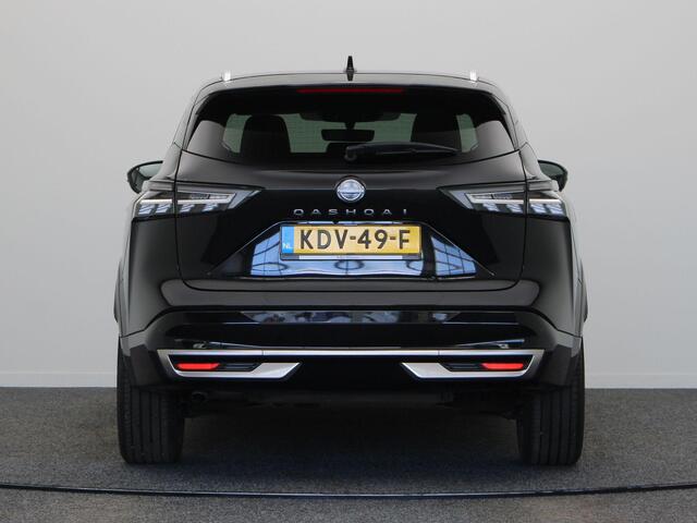 Nissan QASHQAI 158pk MHEV Xtronic Tekna Plus | Lederen bekleding | Elektrisch verstelbare voorstoelen | Stoel, stuur en voorrruit verwarming | Panoramadak | BOSE Audio |