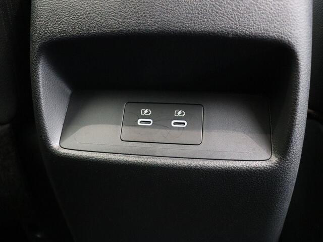 Nissan QASHQAI 158pk MHEV Xtronic N-Connecta | Stoel, Stuur, Voorruitverwarming | Elektrische Achterklep | Head-Up Display | 1800kg Trekgewicht |