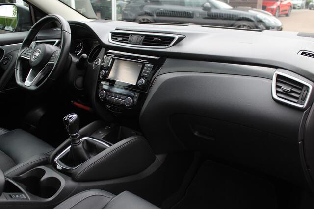 Nissan QASHQAI 1.2 Tekna / Trekhaak / Panoramadak / 360Camera / Navigatie / Keyless / Dodehoek / Cruise Control / DAB / 19''