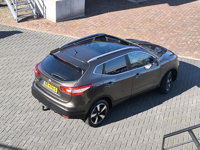 Nissan QASHQAI 1.2 N-Vision 360graden camera, Pano dak, trekhaak, stoel verwarming, all season banden, Dab+ audio, cruise en climate control
