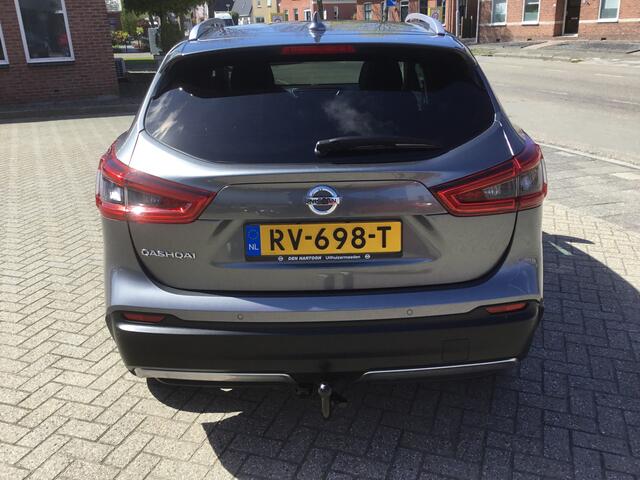 Nissan QASHQAI 1.2 DIG-T N-Connecta+Design Pack Automaat
