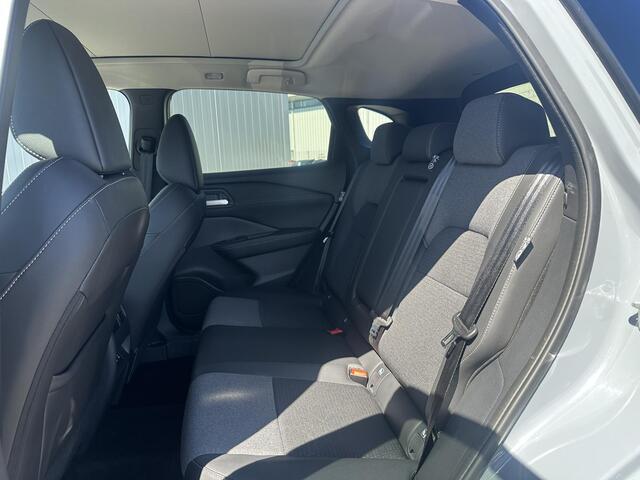 Nissan QASHQAI 1.3 MHEV Xtronic N-Connecta Automaat / Panorama dak / Cold Pack /