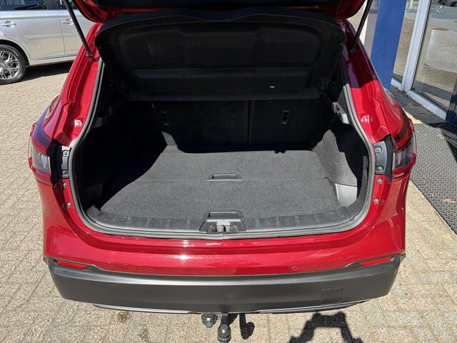 Nissan QASHQAI 1.3 DIG-T N-Connecta / NL-Auto / 1e-Eigenaar / Panodak / 360°-Camera / Cruise-Control / Climate-Control / Apple-Carplay & Android-Auto / Keyless / DAB Radio-Bluetooth / Navi / PDC V+A / 18'' LMV / ENZ.