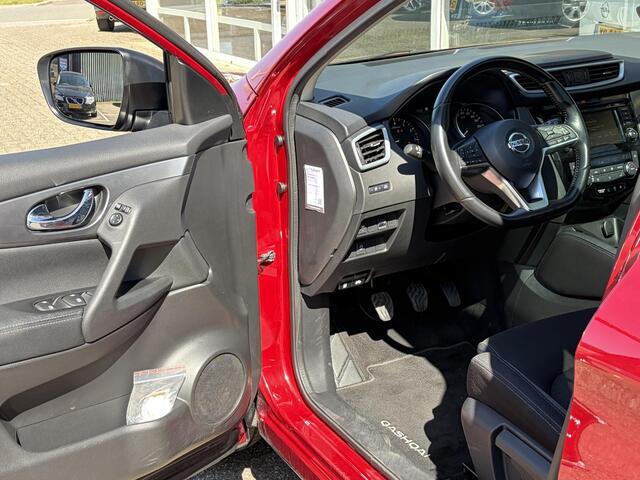 Nissan QASHQAI 1.3 DIG-T N-Connecta / NL-Auto / 1e-Eigenaar / Panodak / 360°-Camera / Cruise-Control / Climate-Control / Apple-Carplay & Android-Auto / Keyless / DAB Radio-Bluetooth / Navi / PDC V+A / 18'' LMV / ENZ.