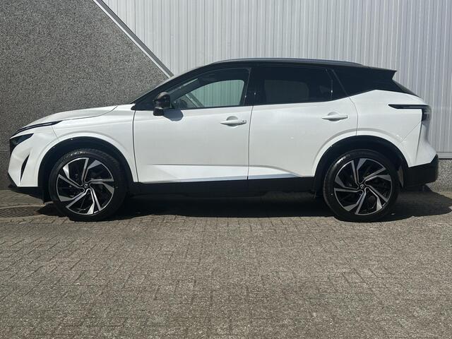 Nissan QASHQAI 1.3 MHEV Xtronic Tekna Plus Automaat / 1800kg Trekgewicht / Apple Carplay Android Auto / Bose Audio Installatie / Panorama Dak / Stoel,- Stuur en Voorruit Verwarming / Leder- Alcantara Interieur /