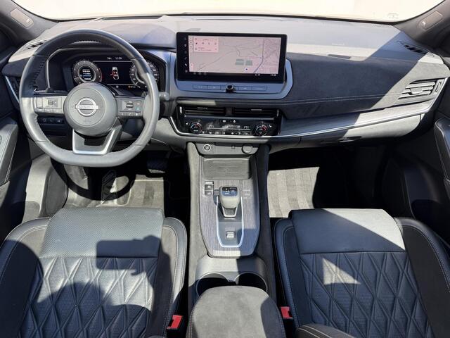 Nissan QASHQAI 1.3 MHEV Xtronic Tekna Plus / Fabrieksgarantie tot 11-2027 / Panoramadak / Luxe Lederen Bekleding / HUD / Elektr. Stoelen / Stoel Massage / Stoelverwarming & Stuurwiel Verwarming / 360 Camera / Dodehoek Detectie /