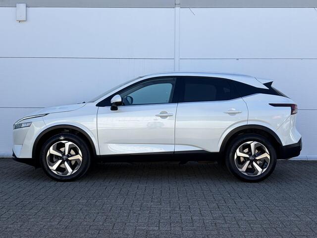 Nissan QASHQAI 1.3 MHEV N-Connecta / Trekhaak ( 1400 kg ) / Apple Carplay/Android Auto / Panoramadak /