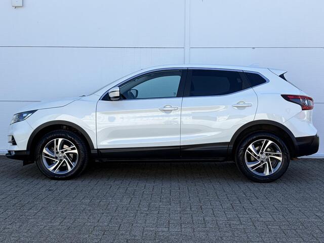 Nissan QASHQAI 1.3 DIG-T N-Connecta / Trekhaak ( 1500 kg ) / Achteruitrijcamera / Cruise control /