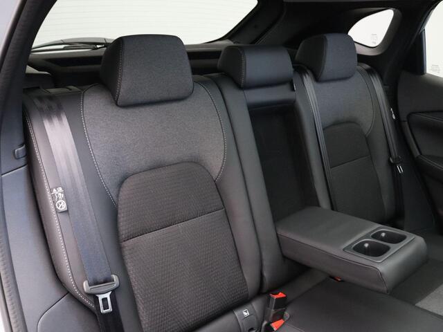 Nissan QASHQAI 1.3 MHEV Xtronic N-Connecta | Panoramadak | Pilot Assist | Elektrische achterklep | Head-up Display | Stoel, stuur en voorruit verwarming | Rondomzicht camera |