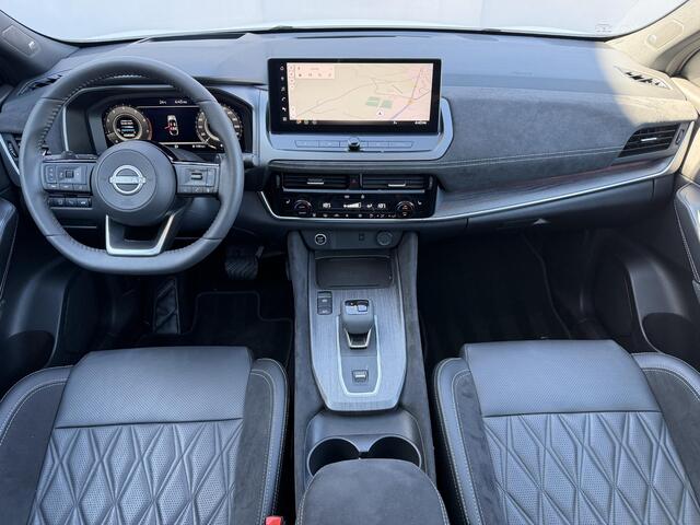 Nissan QASHQAI 1.3 MHEV Xtronic Tekna Plus / Panoramadak / Fabrieksgarantie tot 1-2028 / Dealer Onderhouden / HUD / BOSE / ACC / Luxe Lederen Bekleding / StoelMassage / Stoel & Stuurwiel Verwarming / Elektr. Stoelen / Elektr. Achterklep / Memory Stoelen / All Season Ban