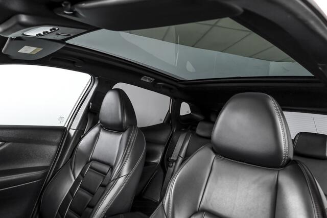 Nissan QASHQAI 1.3 DIG-T 160 PK Tekna + - Automaat | Pano | Adapt. Cruise | Stoel-+Voorruitverw. | NAV+App. Connect | ECC | Afn. Trekhaak | Bose | LM 19" |