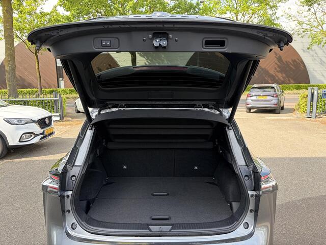 Nissan QASHQAI 1.3 MHEV Xtronic N-Connecta FABRIEKSGARANTIE| STOEL + STUURVERWARMING| VOORRUITVERWARMING| ELEKTRISCHE ACHTERKLEP| HEAD-UP DISPLAY| PANORAMADAK| ADAPTIVE CRUISE CONTROL| DODE HOEK SENSOR| 360 CAMERA|