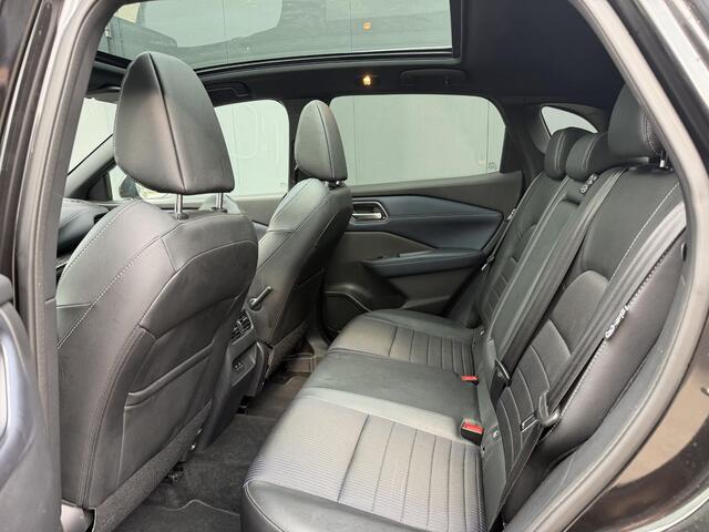 Nissan QASHQAI 1.3 MHEV Tekna / Trekhaak / Panoramadak / HUD / Elektr Bestuurders Stoel / Elektr. Achterklep / Stoelverwarming / Apple Carplay Android Auto