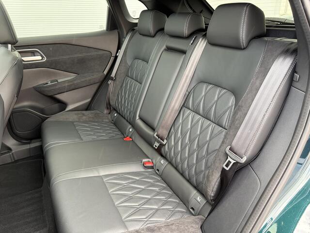 Nissan QASHQAI 1.5 e-Power Tekna Plus / Google Maps / Stuur- Stoel- en voorruitverwarming / Elektrische achterklep / Panoramadak / 360 Graden camera