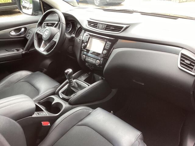 Nissan QASHQAI 1.2 Business Edition Panorama dak Airco ECC lm velgen 360 camera verkeersborden detectie