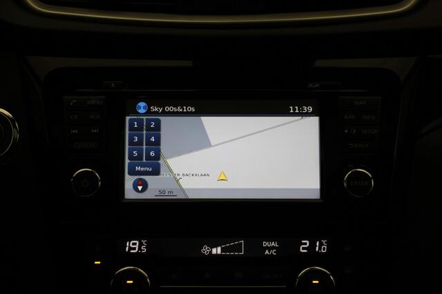 Nissan QASHQAI 1.5 dCi Business Edition - Panorama, Navi, Leer, Camera, Xenon, Trekhaak