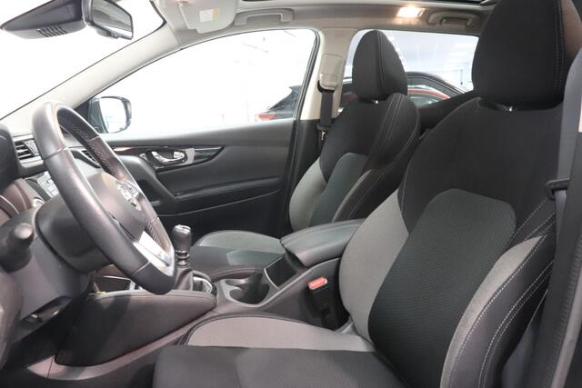 Nissan QASHQAI 1.3 DIG-T Design Edition | Panoramadak | 360°Camera | Climate control | AppleCarplay AndroidAuto |