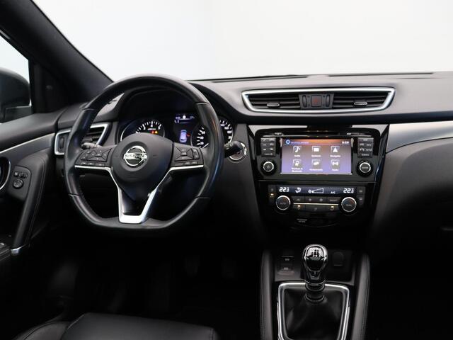 Nissan QASHQAI 115pk Tekna + | Panorama dak | Trekhaak | Memory stoelen met verwarming | Voorruit verwarming |