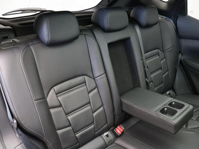 Nissan QASHQAI 115pk Tekna + | Panorama dak | Trekhaak | Memory stoelen met verwarming | Voorruit verwarming |