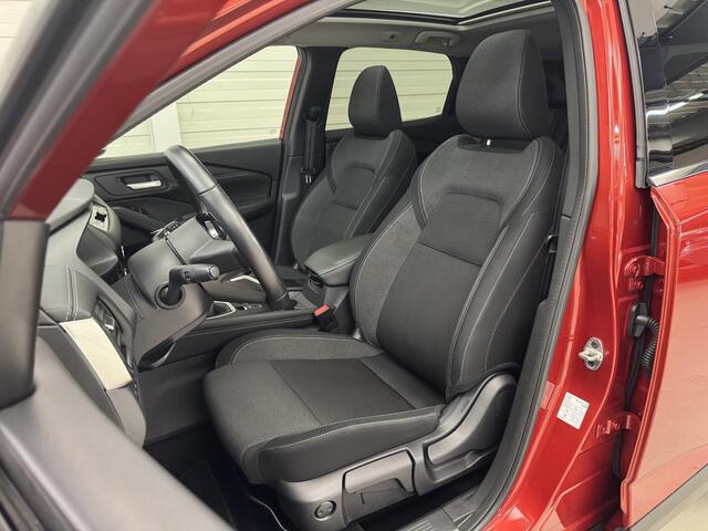 Nissan QASHQAI 1.3 MHEV N-Connecta / Trekhaak 1400 KG / Dealer Onderhouden / Panoramadak / Navigatie / 360 Graden Camera / All Seasonbanden / Adaptive Cruise Control / Climate Control / Apple CarPlay/Android Auto /