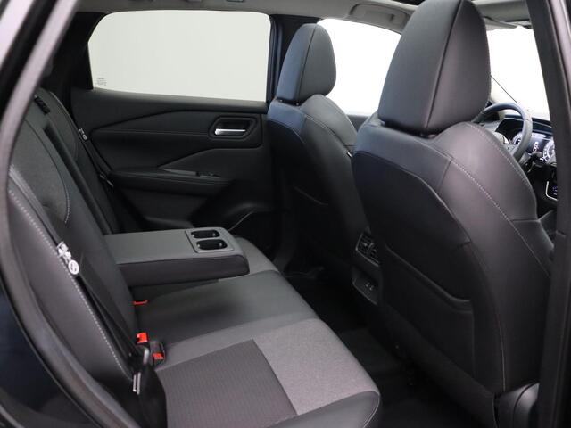 Nissan QASHQAI 158pk MHEV Xtronic N-Connecta | Panoramadak | Pilot Assist | Elektrische achterklep | Head-up Display | Stoel, stuur en voorruit verwarming | Rondomzicht camera |