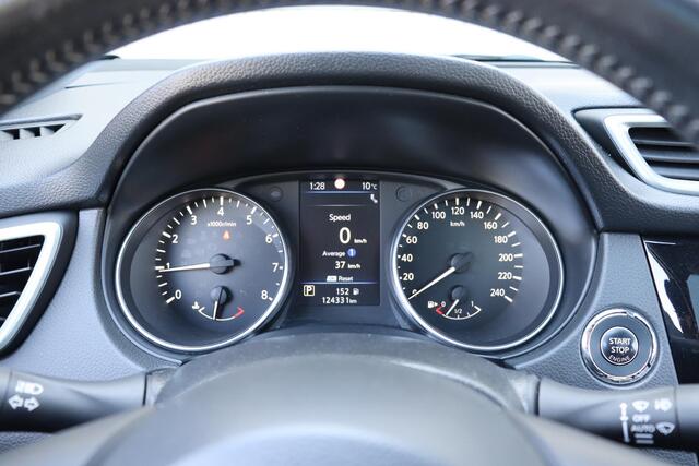Nissan QASHQAI 1.3 DIG-T Tekna +