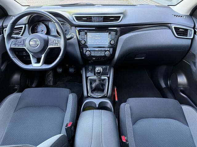 Nissan QASHQAI 1.3 DIG-T Design Edition / Dealer Onderhouden / Panorama / 360º Camera / Navigatie / Keyless / Apple Carplay /