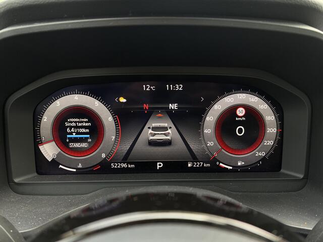 Nissan QASHQAI 1.3 MHEV Xtronic Business Premium 155PK | Trekhaak | Navigatie | Adaptive Cruise Control | 360° Camera
