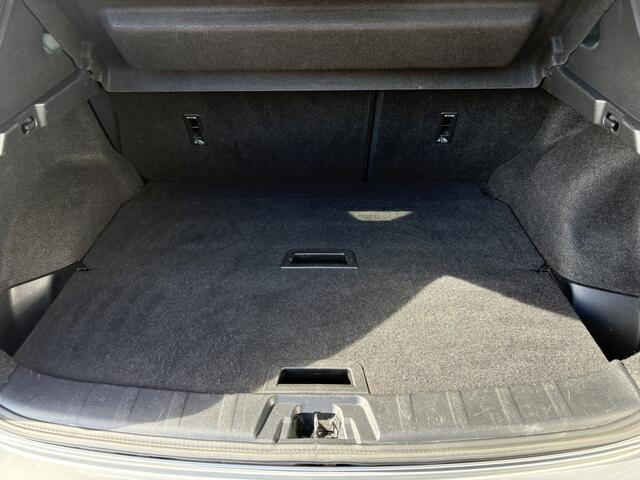 Nissan QASHQAI 1.2 Tekna, panodak, climate/cruise, 360 camera