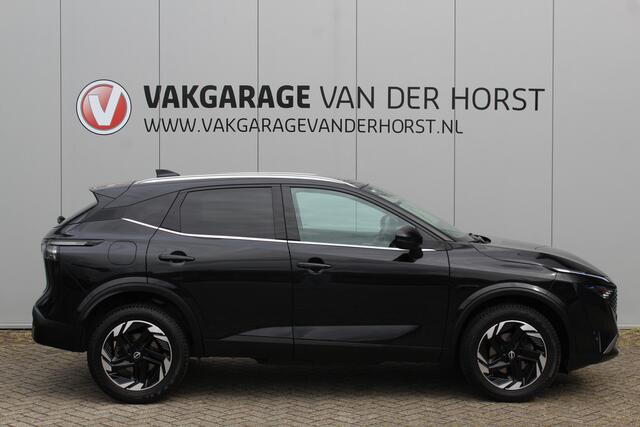 Nissan QASHQAI 1.3-158pk MHEV Xtronic N-Connecta AUTOMAAT ! Gun u het comfort en gemak van deze prachtige automaat ! Navigatie, Cruise Cntrl, Autm. airco dual, Camera, Dodehoek assist, Winter Pack, All Season banden, Digitaal dashboard, LED verlichting etc.