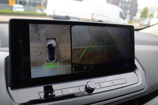 Nissan QASHQAI 1.3-158pk MHEV Xtronic N-Connecta AUTOMAAT ! Gun u het comfort en gemak van deze prachtige automaat ! Navigatie, Cruise Cntrl, Autm. airco dual, Camera, Dodehoek assist, Winter Pack, All Season banden, Digitaal dashboard, LED verlichting etc.