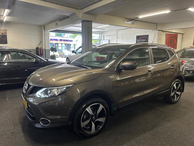 Nissan QASHQAI 1.2 *PANO*Camera*Vol Opties*2017*