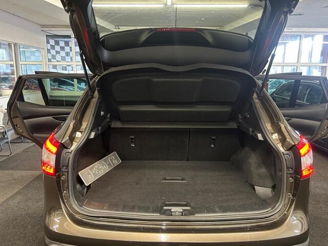 Nissan QASHQAI 1.2 *PANO*Camera*Vol Opties*2017*