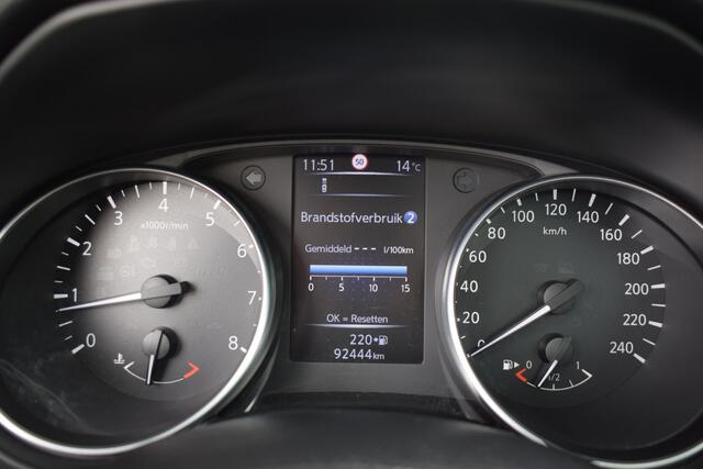 Nissan QASHQAI 1.2 N-Connecta | Trekhaak | Panorama Dak | Cruise Control | Climate Control |