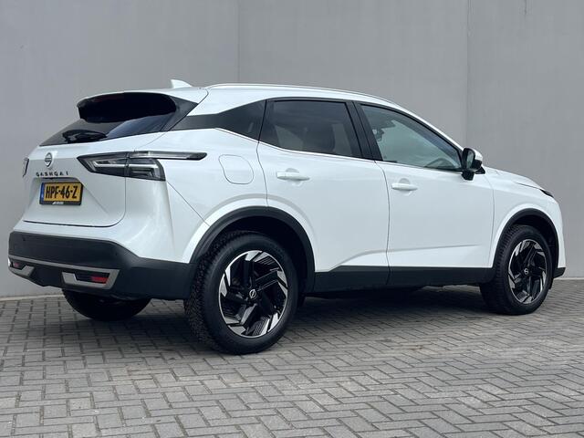 Nissan QASHQAI 1.3 MHEV Xtronic N-Connecta / Cold Pack / Cruise Control / Apple Carplay & Android Auto / Navigatie / Airco / Sfeerverlichting / 18'' Lichtmetalen Velgen / Dode Hoek Detectie