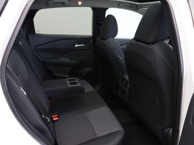 Nissan QASHQAI 1.3 MHEV Xtronic N-Connecta | Panorama Dak | Keyless Entry | Rondom Camera's | ABD Onderhouden |