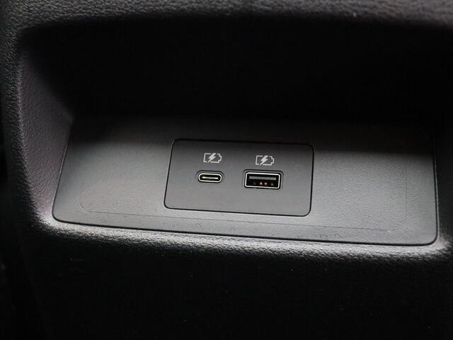 Nissan QASHQAI 1.3 MHEV N-Connecta | Panoramadak | All Season Banden | Keyless Entry | Apple Carplay & Android Auto |