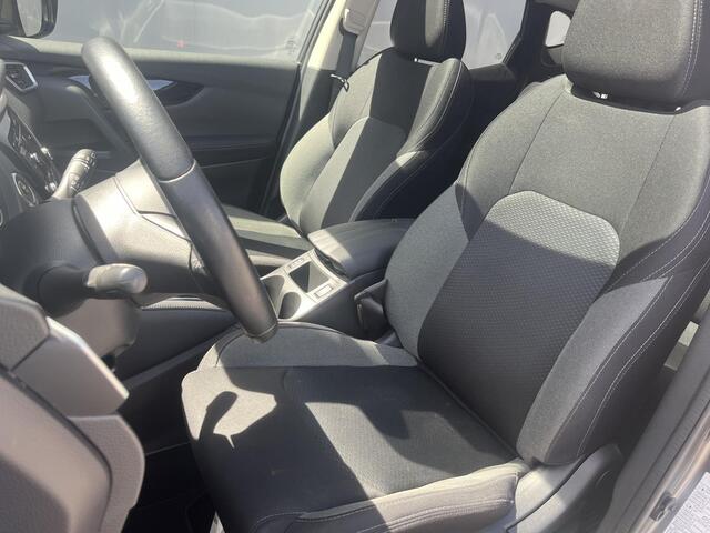 Nissan QASHQAI 1.3 DIG-T Design Edition / Trekhaak (1.500KG) / Panorama Dak / Stoelverwarming / Cruise Control / Airco / Full-Map Navigatie / Keyless / Bluetooth / Apple Carplay&Android Auto / Bluetooth / Lane-Assist /