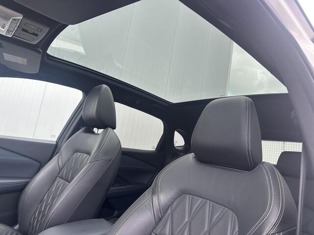 Nissan QASHQAI 1.3 MHEV Xtronic Tekna Plus / Panoramadak / BOSE / ACC / Luxe Lederen Bekleding / Stoel & Stuurwiel Verwarming / Elektr. Stoelen / Elektr. Achterklep / Memory Stoelen /